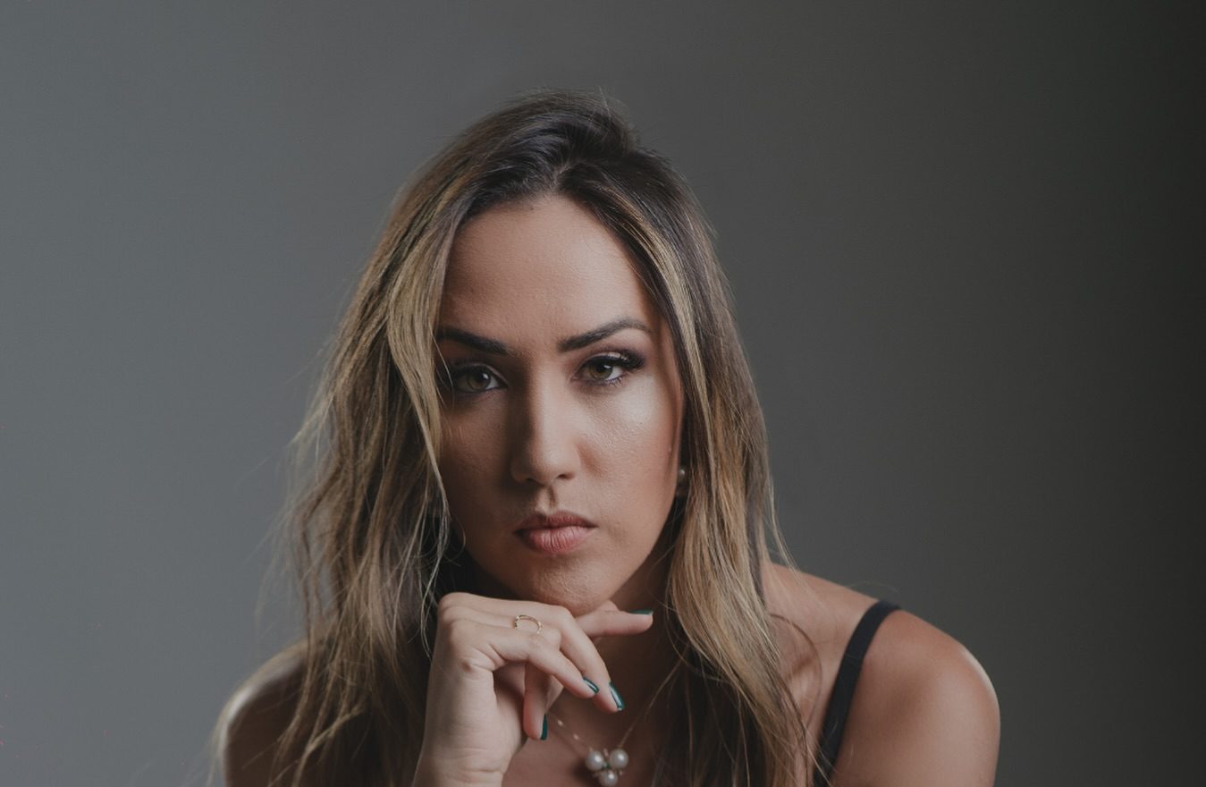 Dra. Viviane Ferrari